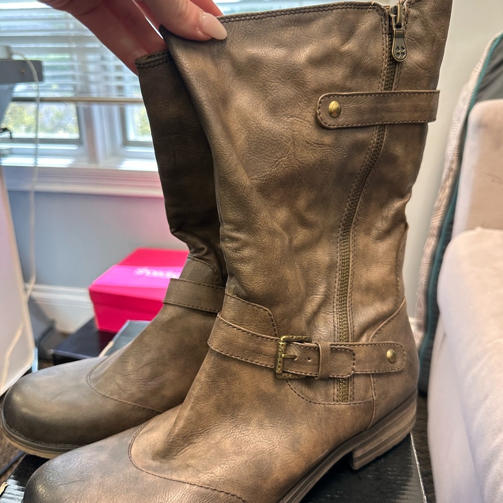 Naturalizer wide shaft Booties